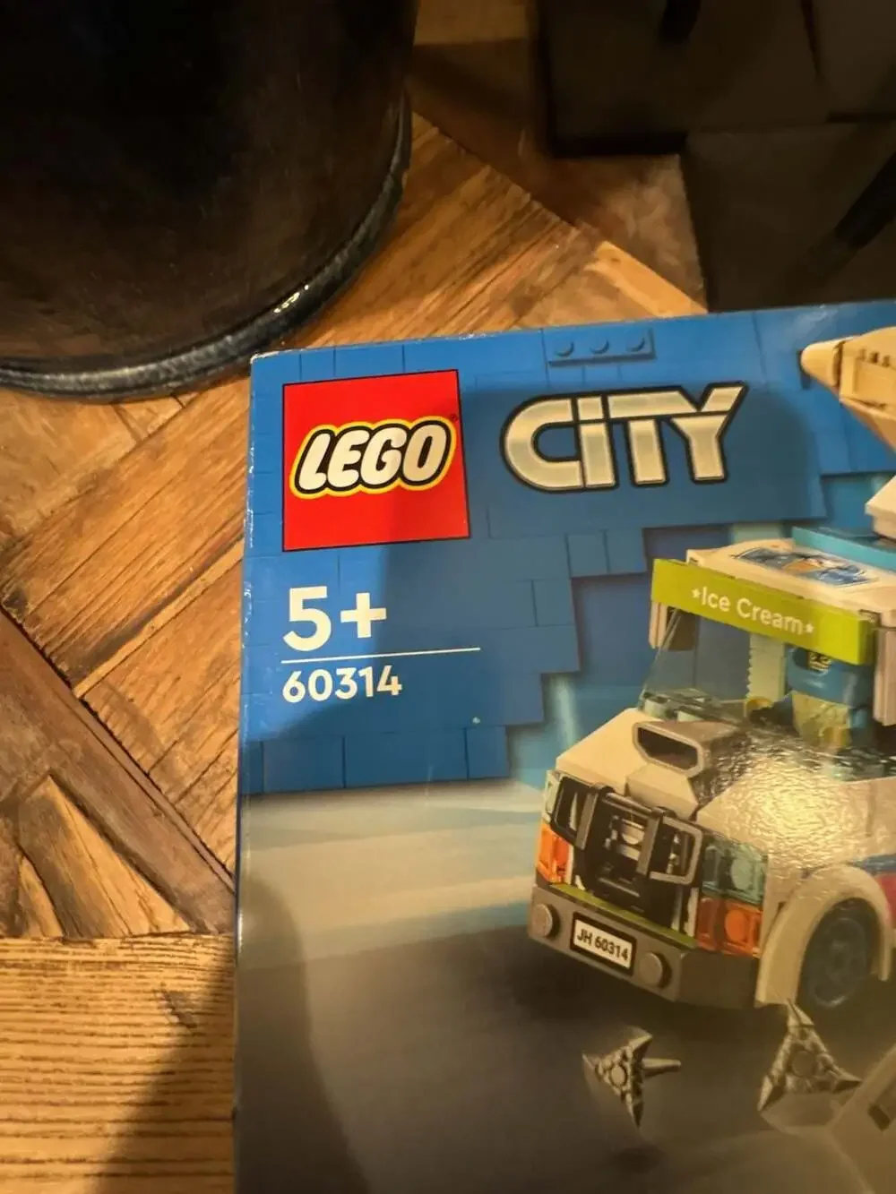 LEGO City Ice Cream Truck Police Chase Building Kit 60314